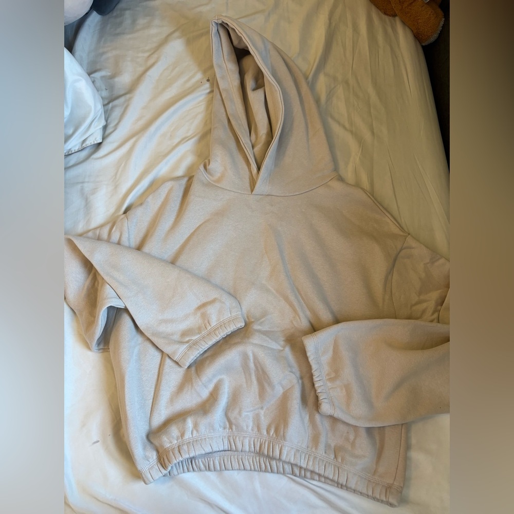 Zara XL Cozy Hoodie in Light Beige